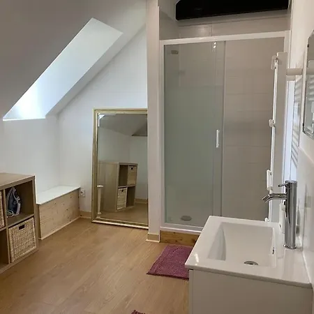 Emy Spacieux Et Lumineux Appartement Sedan